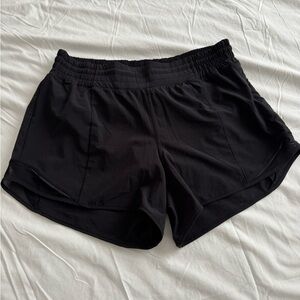 Lululemon Hotty Hot High Rise Lined Short 4 inch Size 10
